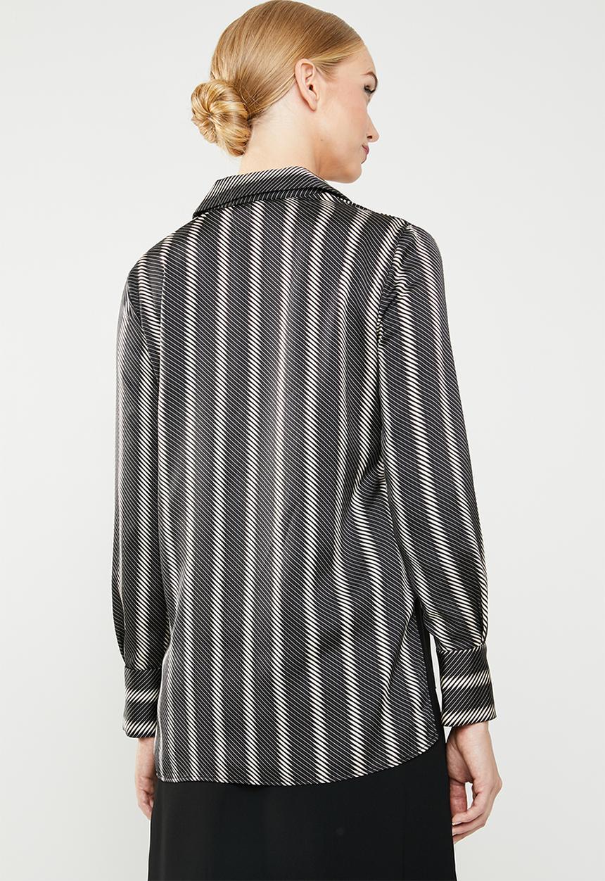 MANGO - Satin finish oversized shirt - black & neutral