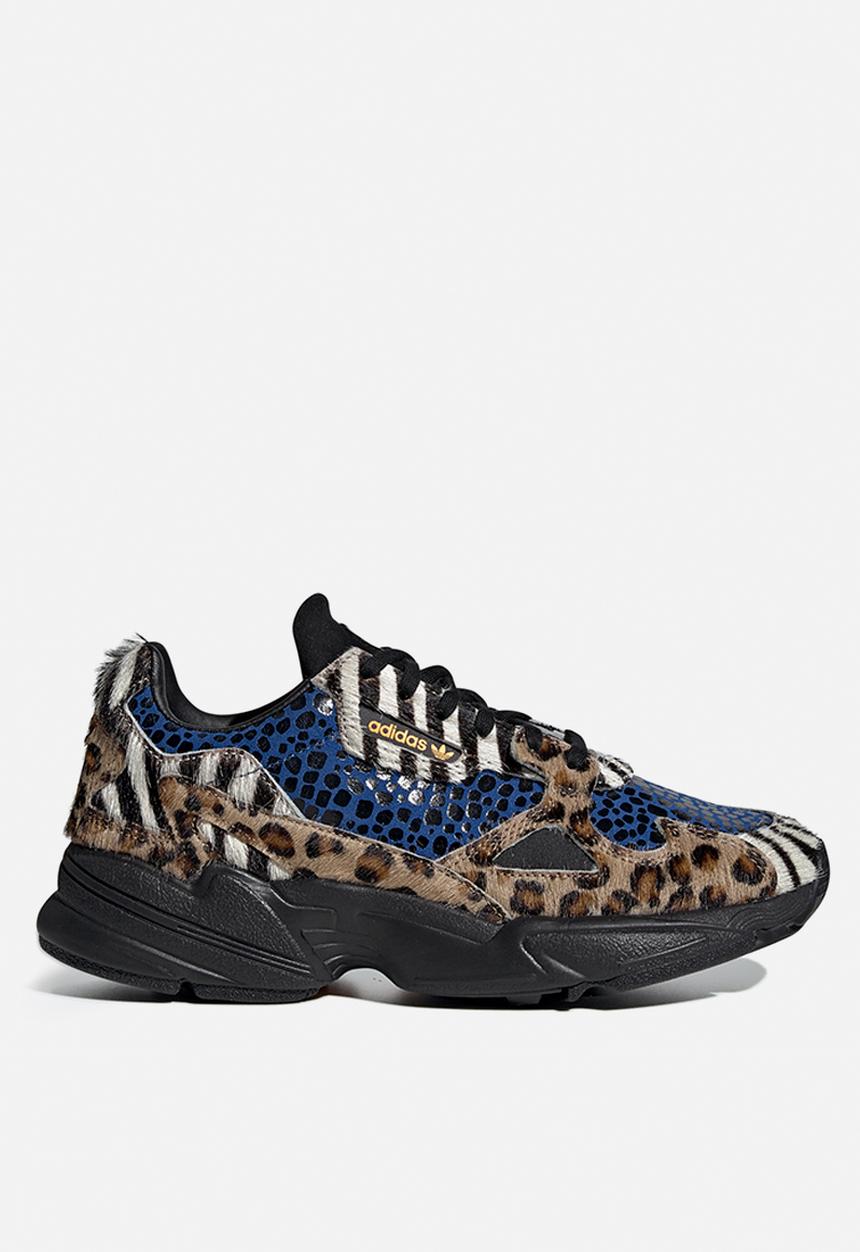 adidas Originals - Falcon W - Off White / Core Black / Bright Gold