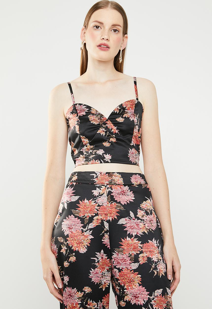STYLE REPUBLIC - Cropped strappy top - black