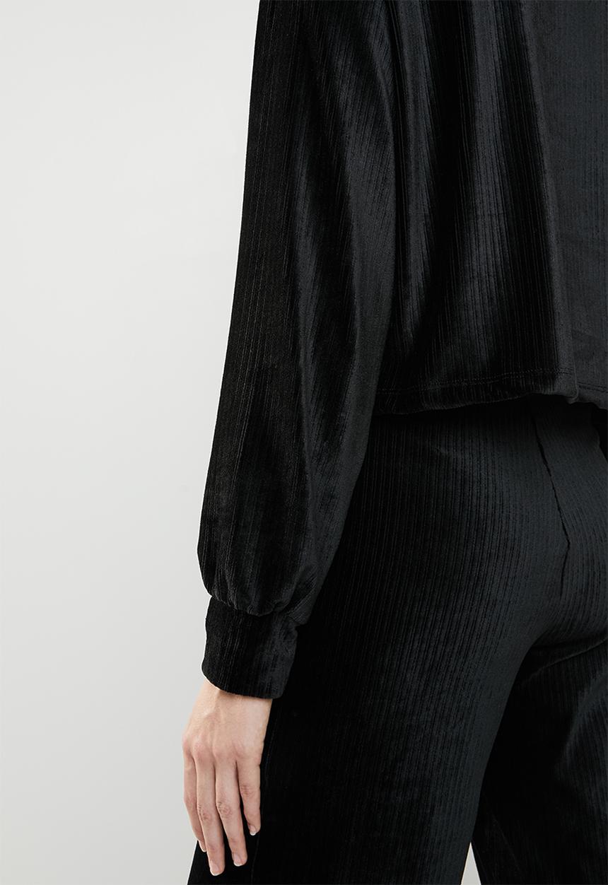 Superbalist - Velvour funnel neck top- black