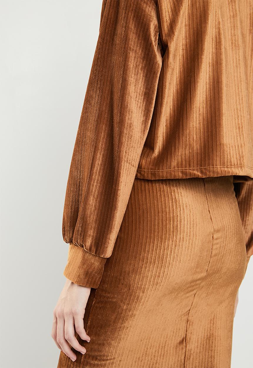 Superbalist - Velour funnel neck top- brown