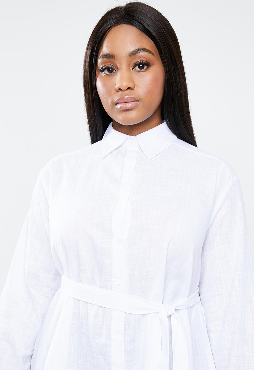 STYLE REPUBLIC PLUS - Dip hem tunic - white