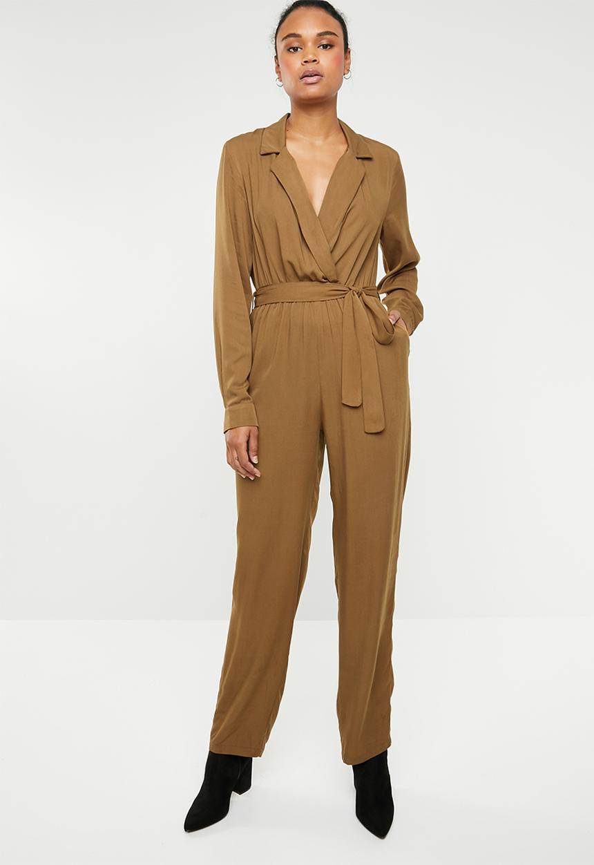 Superbalist - Revere collar jumpsuit - brown