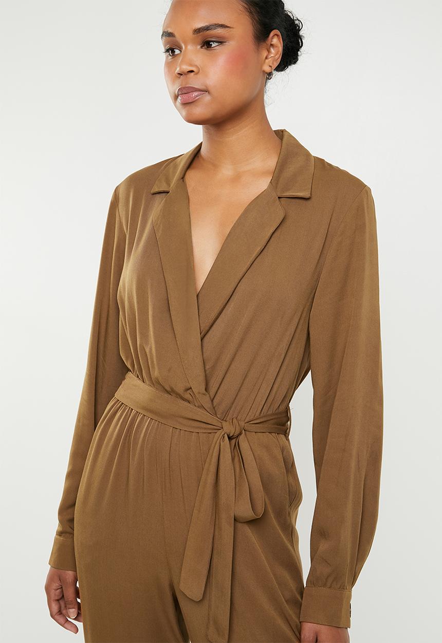 Superbalist - Revere collar jumpsuit - brown