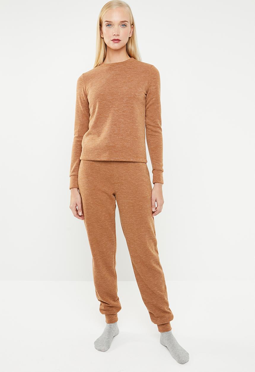 Superbalist - Soft touch sleep set - rust