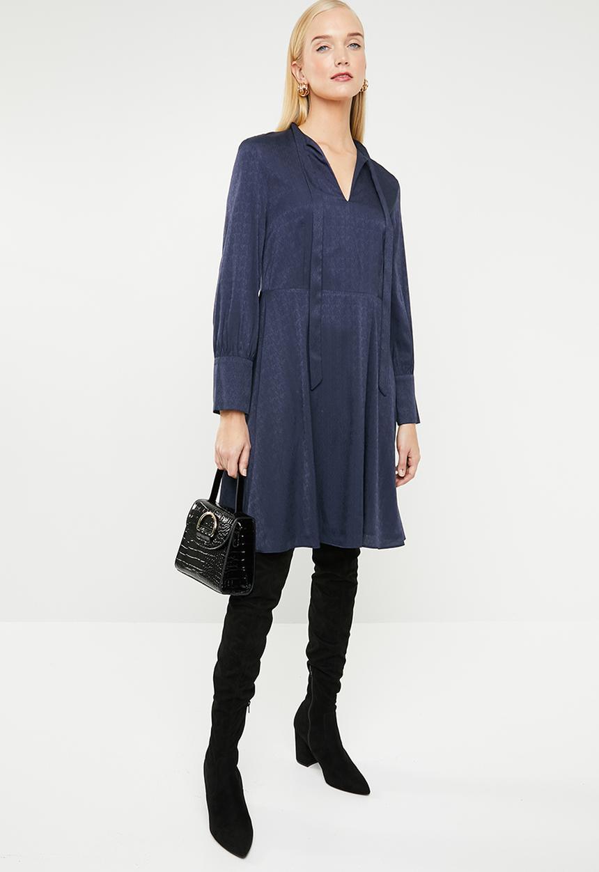 MANGO - Satin finish neck tie dress - navy