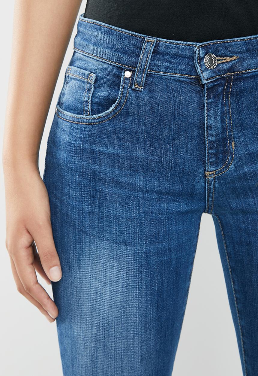 GUESS - Guess mid wash bootleg jeans - blue