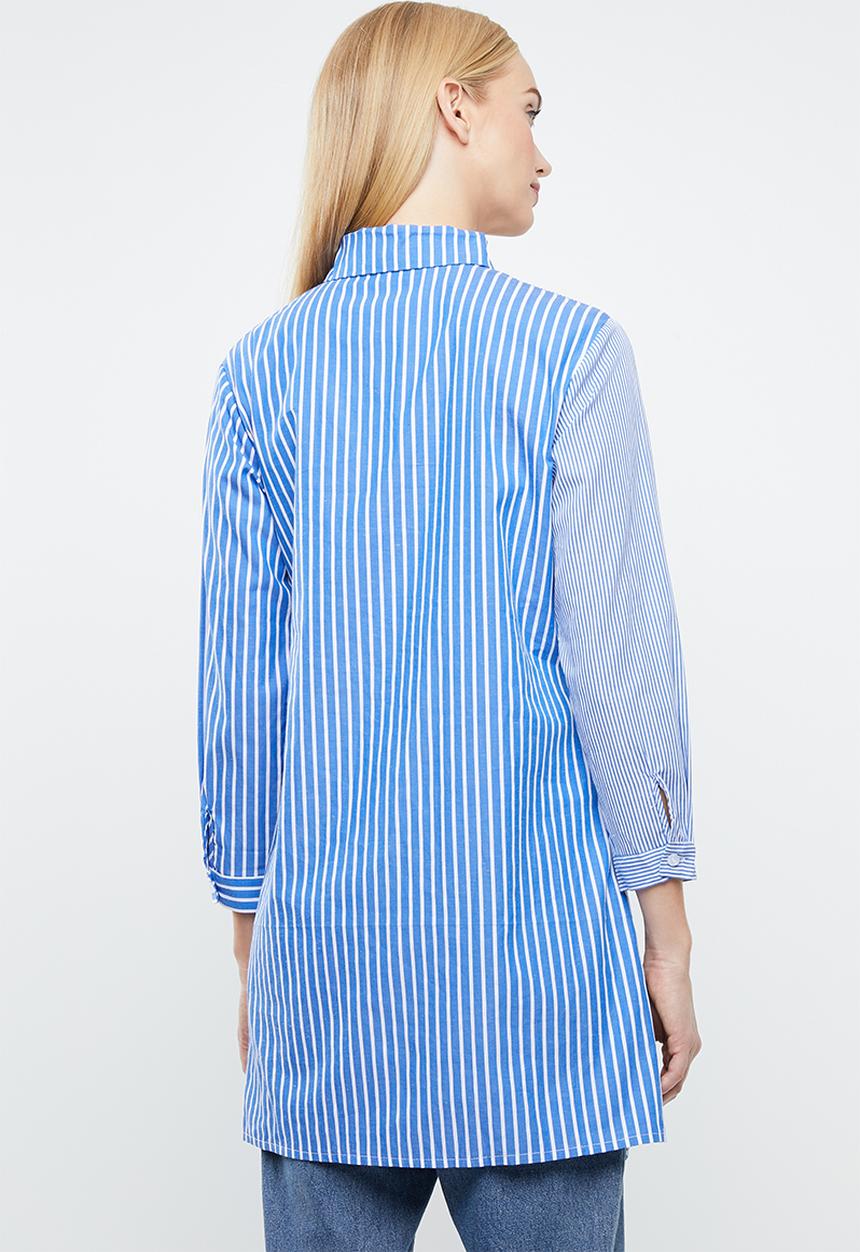 STYLE REPUBLIC - Multi-stripe shirt - blue & white