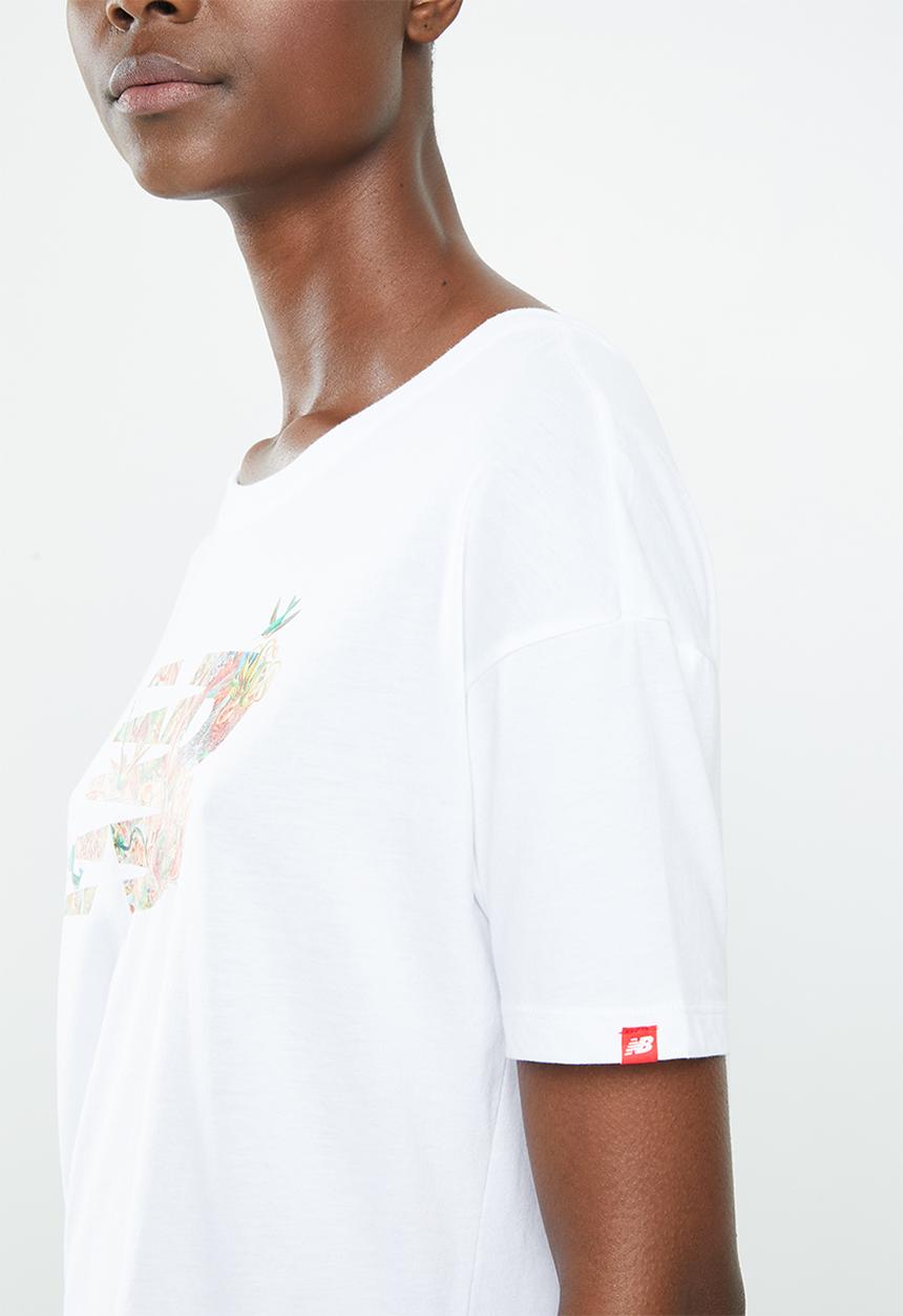 New Balance  - Essentials sweet nectar tee - white