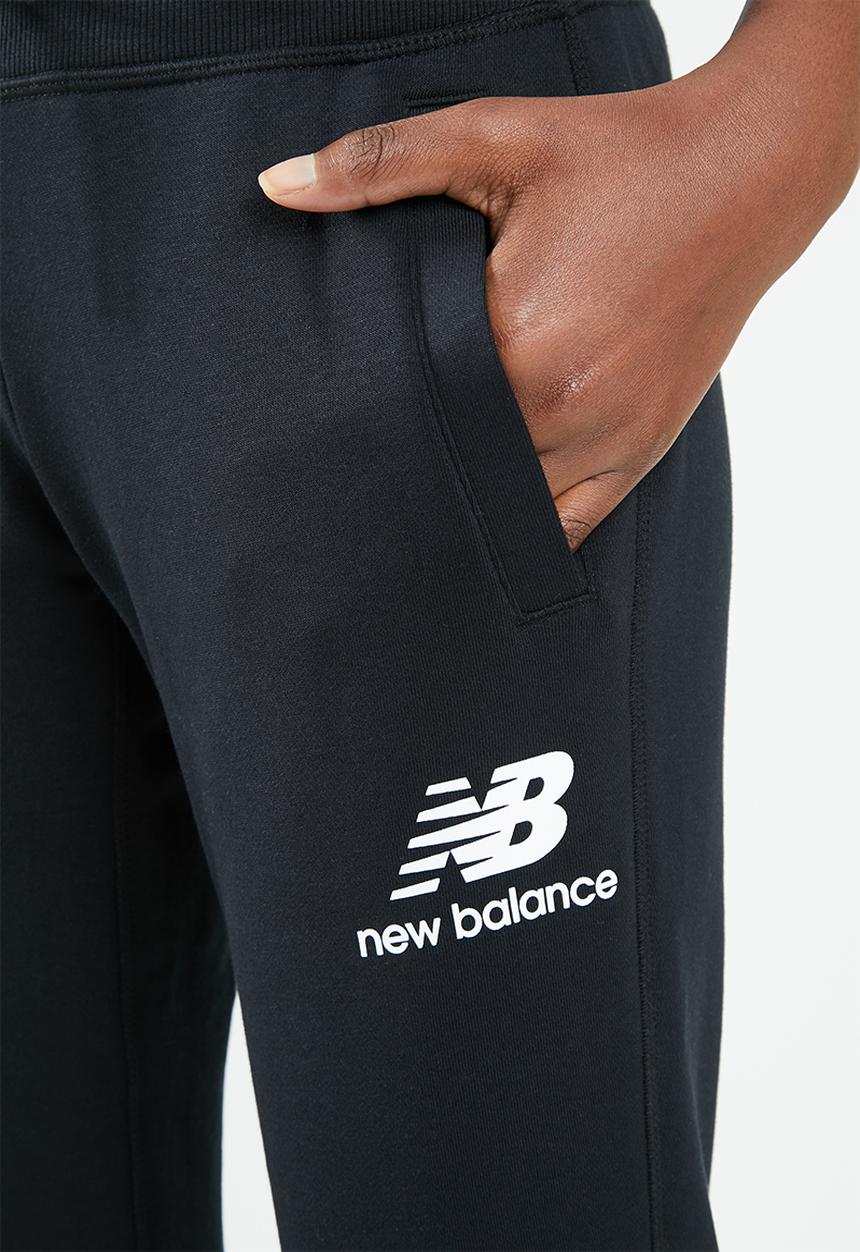 New Balance  - Essential stacked logo sweatpants - black