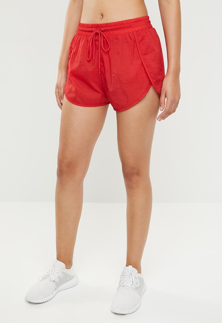 Cotton On - Crinkle jogging shorts - red