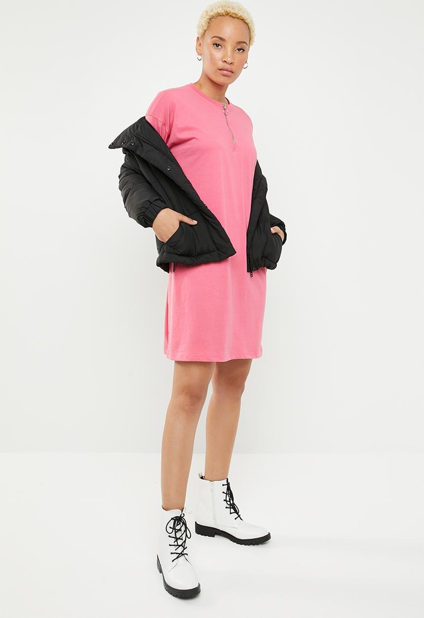 Missguided - Oversized long sleeve zip T-shirt dress - pink