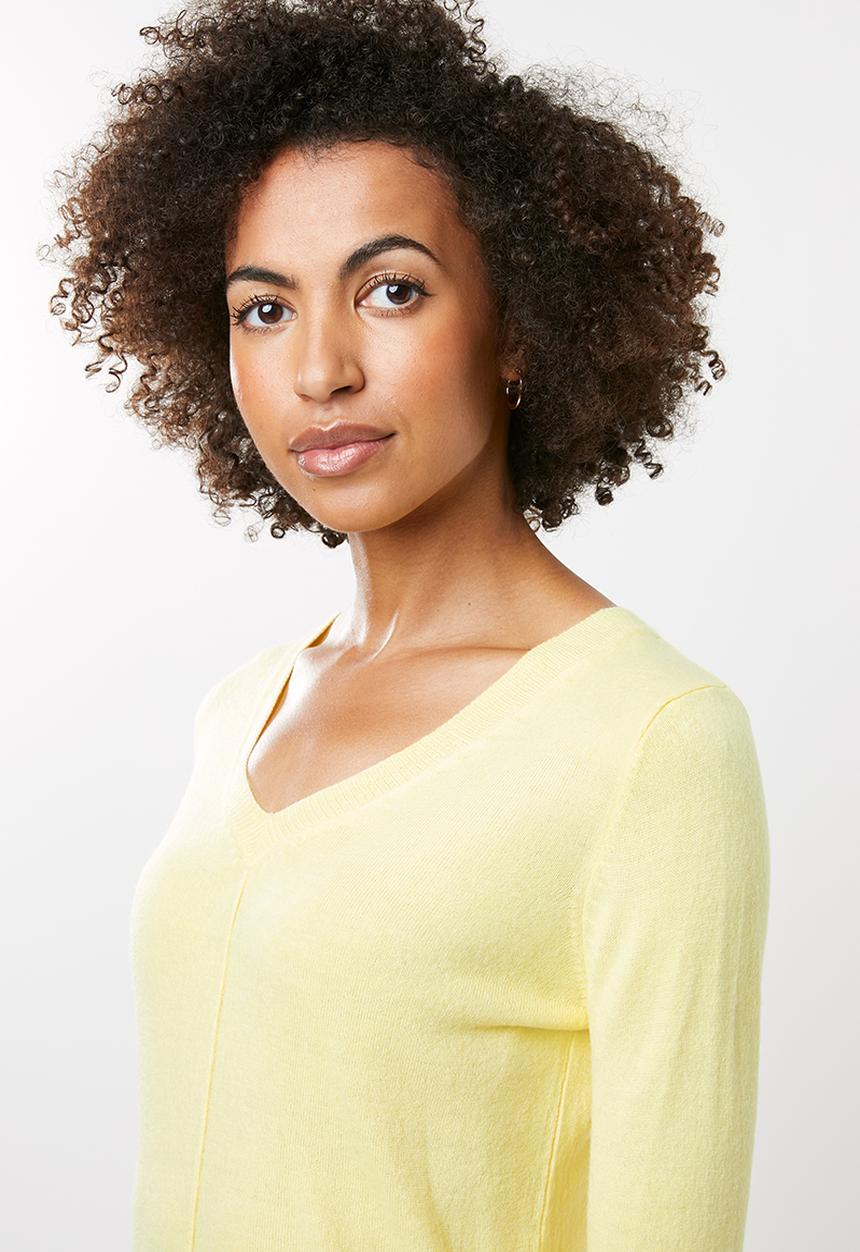 edit - Essential v-neck jersey - yellow 