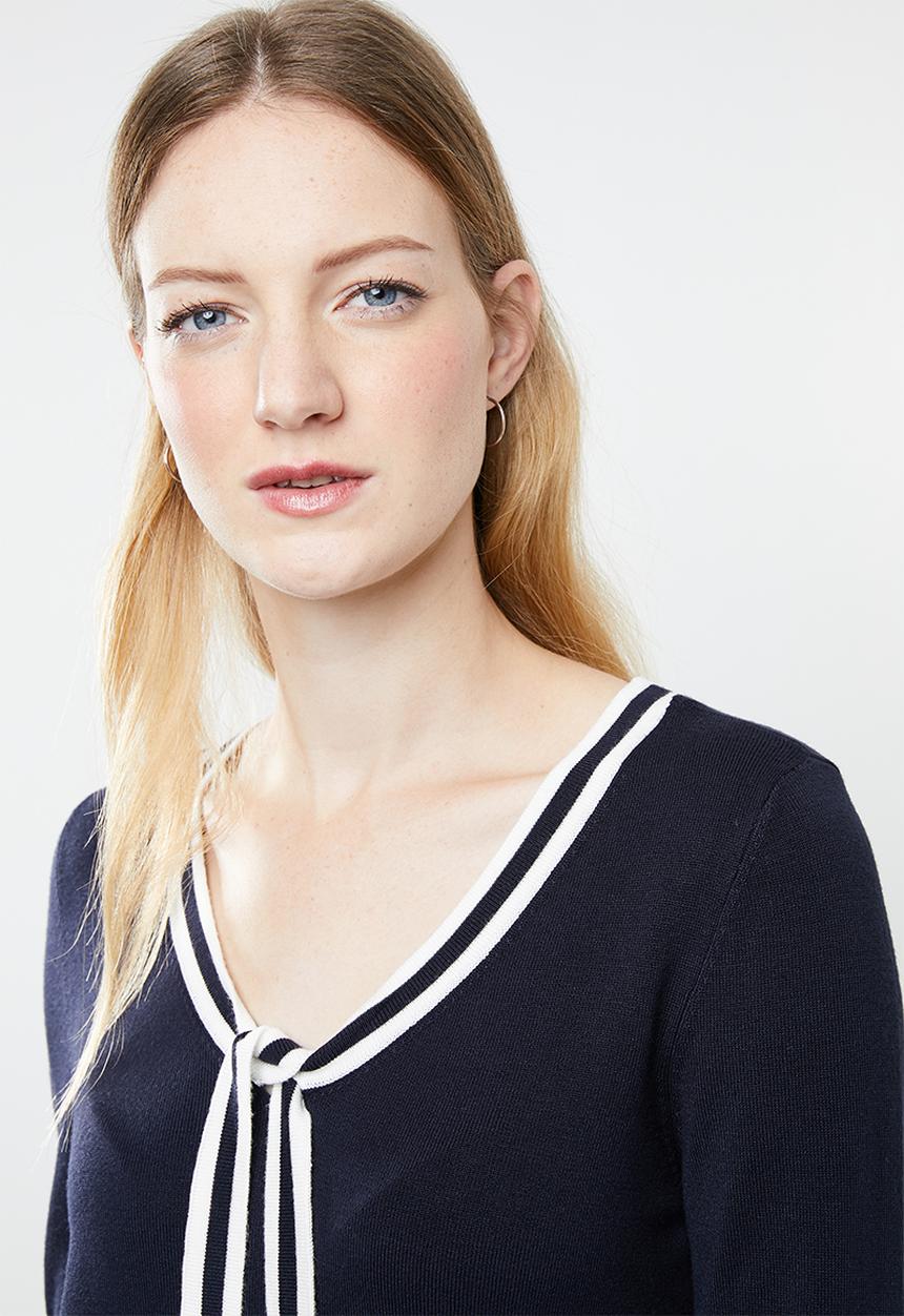 Vero Moda - Lynn glory v-neck knit top - navy