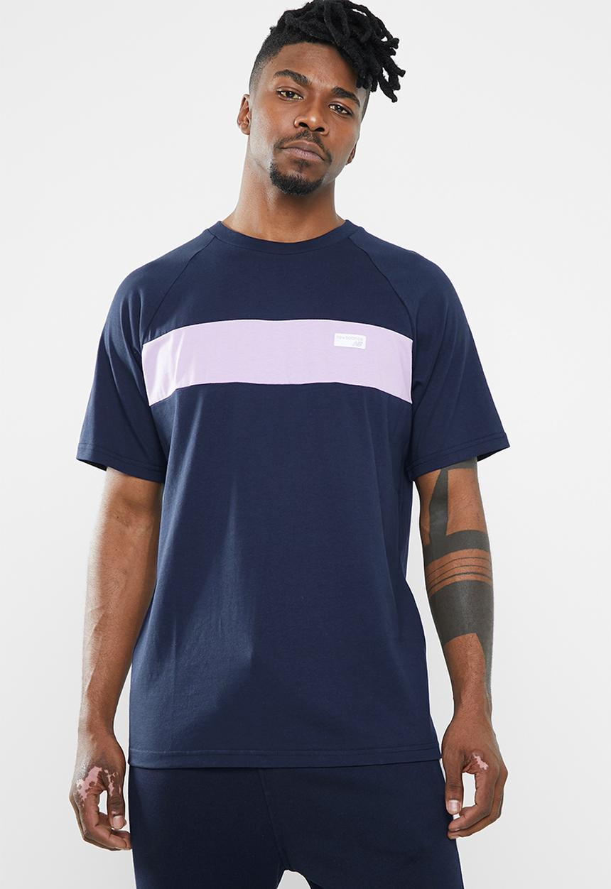 New Balance  - NB athletics raglan tee- navy & purple