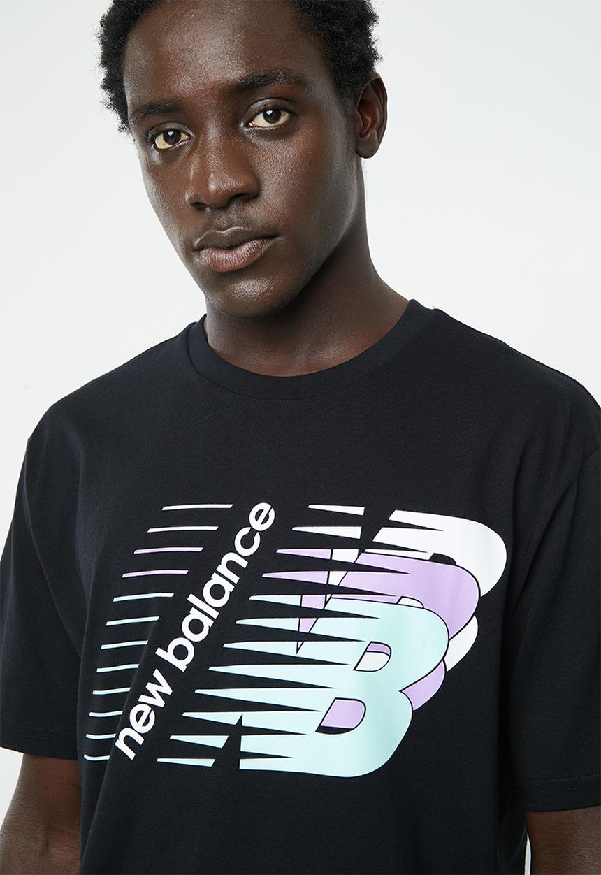 New Balance  - Essentials 90s three ns tee - black
