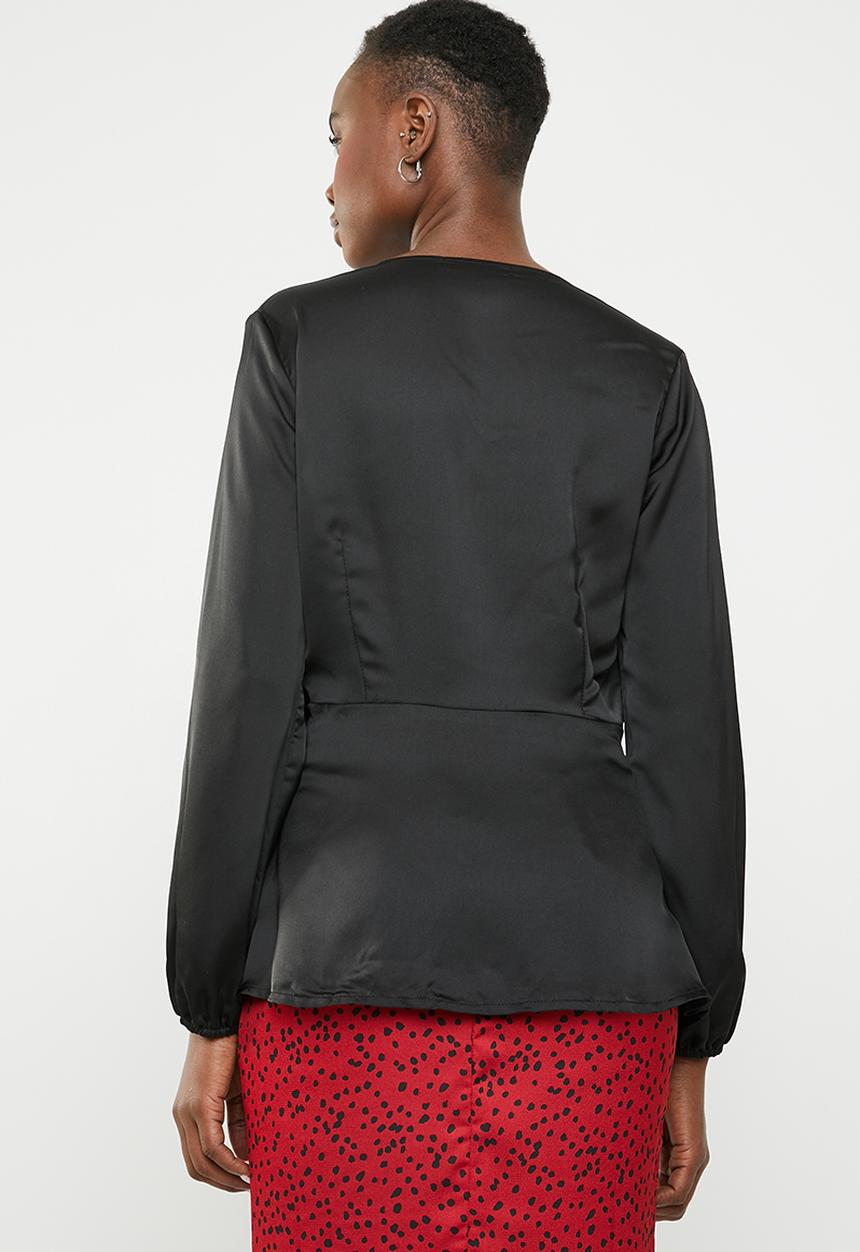 Missguided - Long sleeve wrap side satin blouse - black