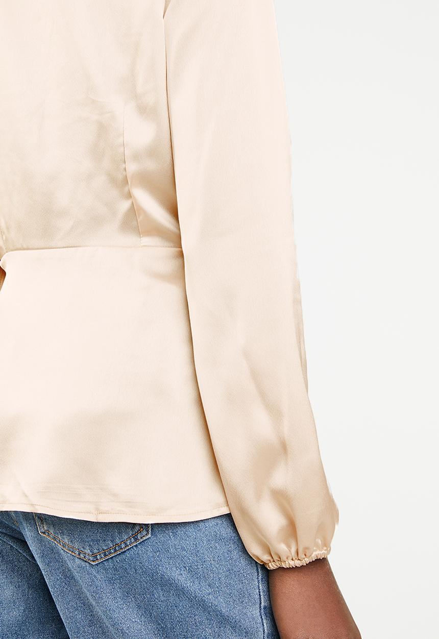 Missguided - Long sleeve wrap side satin blouse - neutral