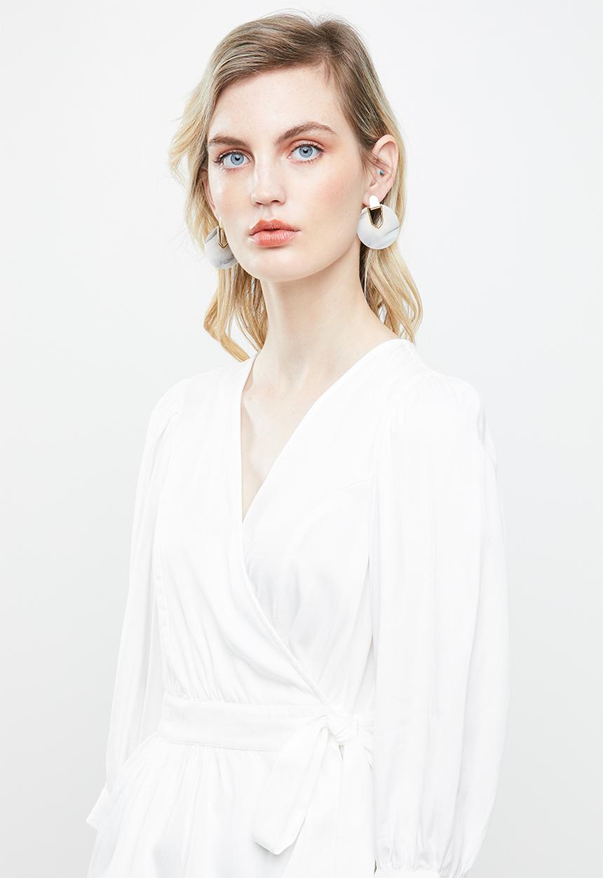 Vero Moda - Scarlet 3/4 midi wrap top - white