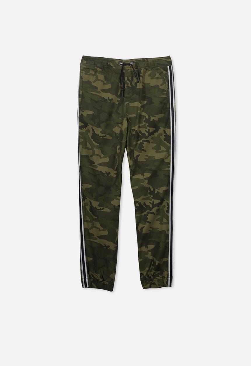 Cotton On - Rider jogger camo print pant - green