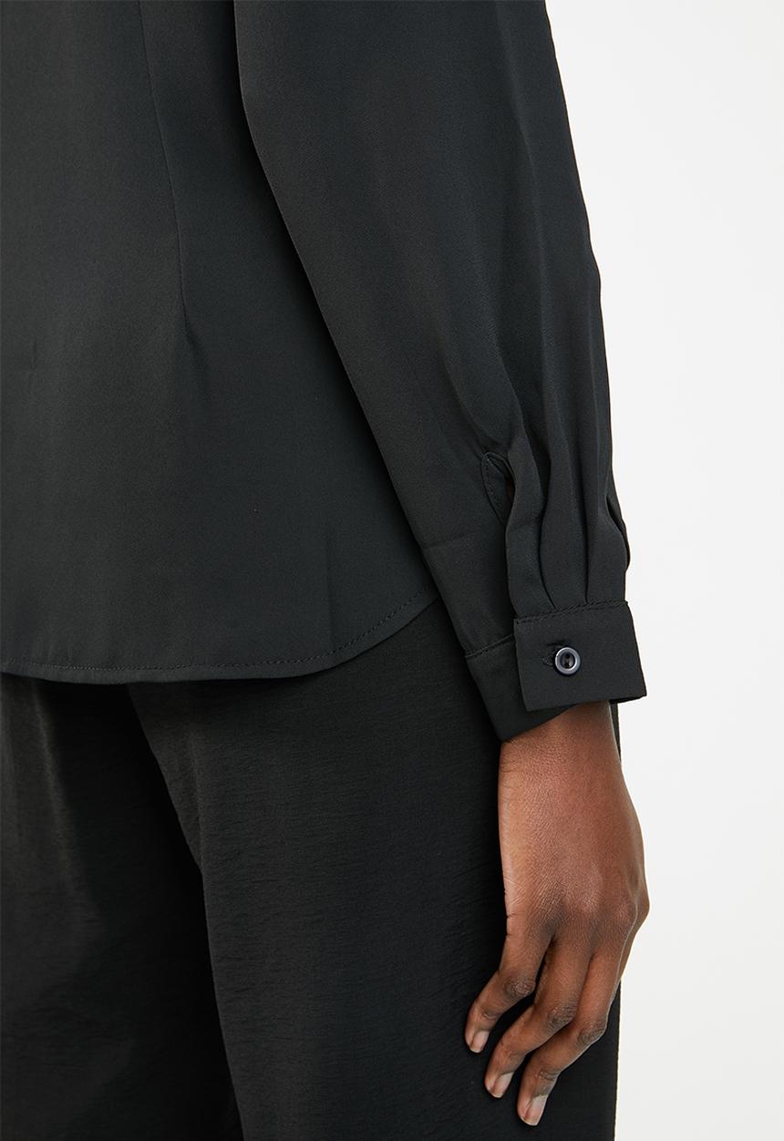 edit - Ruffle blouse - black