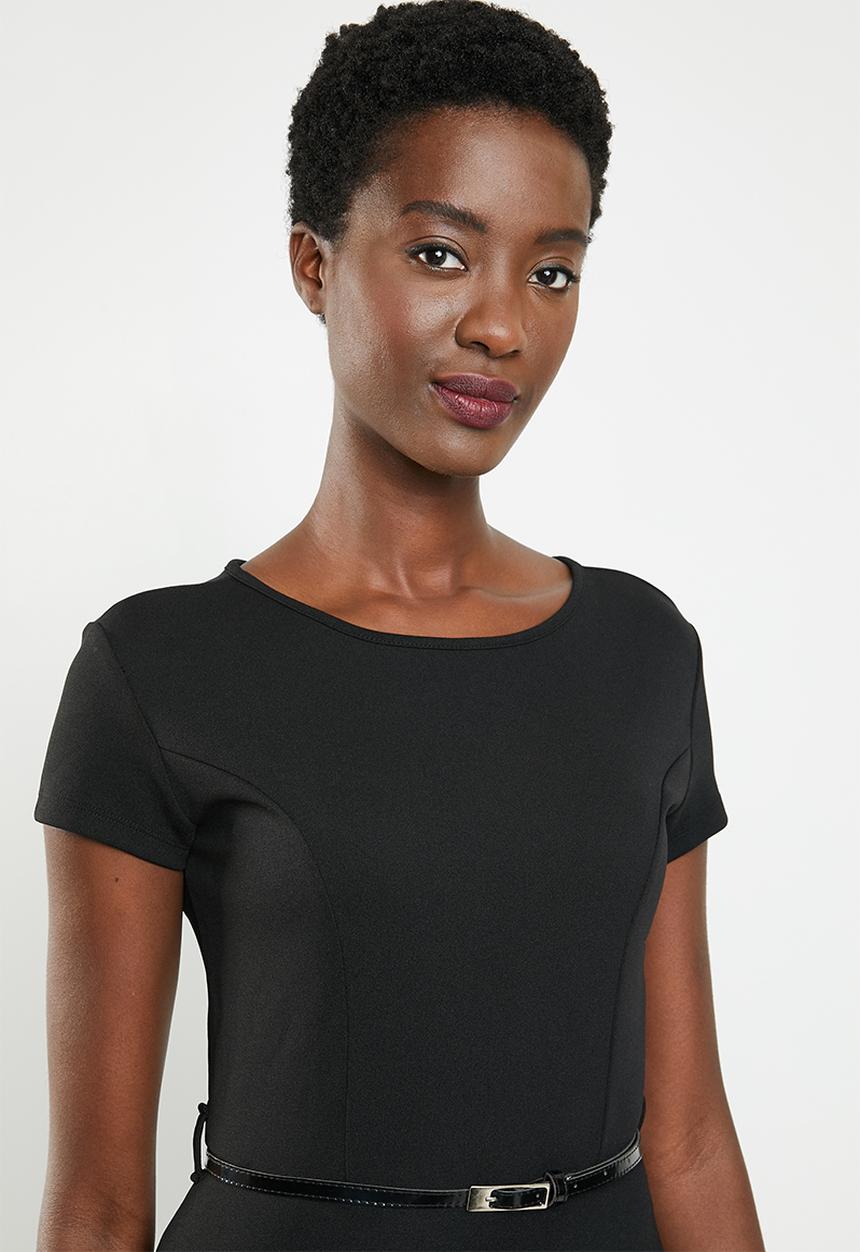 edit - Sleeveless cutline dress - black 