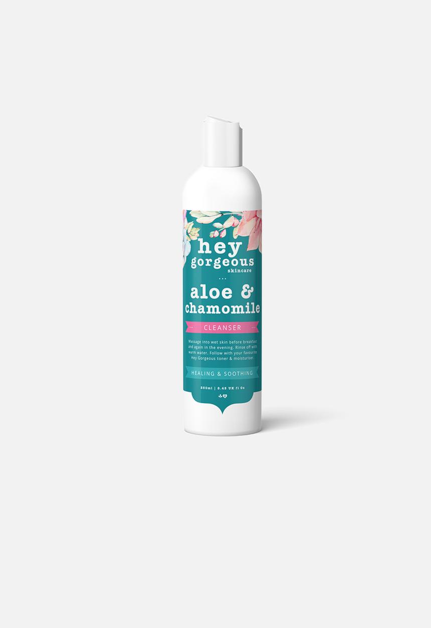 hey gorgeous - Aloe & Chamomile Soothing Cleanser