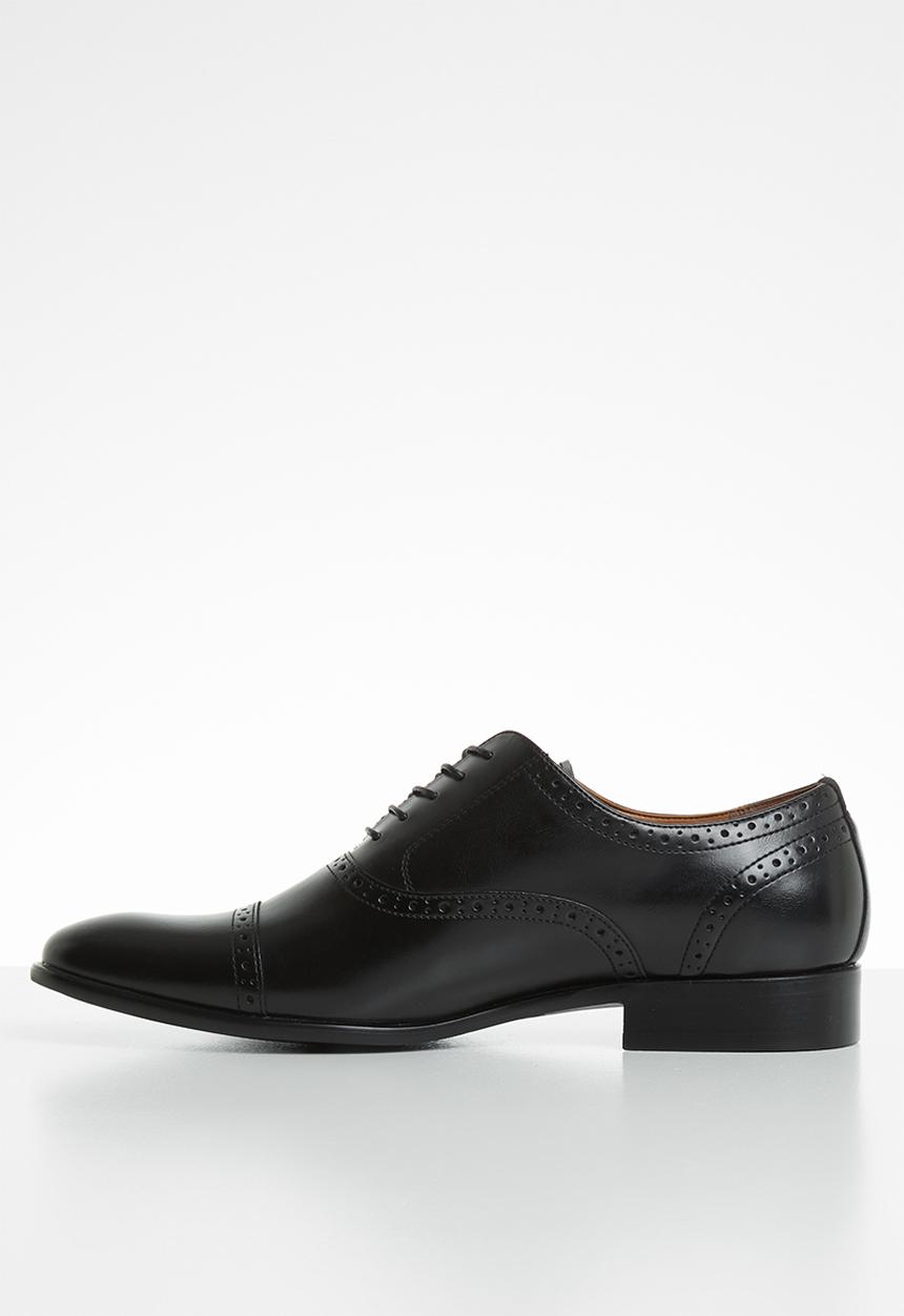 Call It Spring - Tayhler - black
