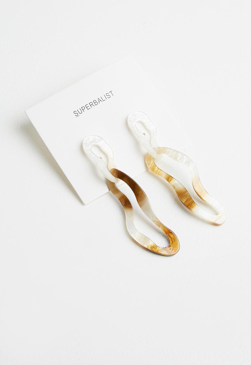 Superbalist - Abstract drop earrings - brown & white 