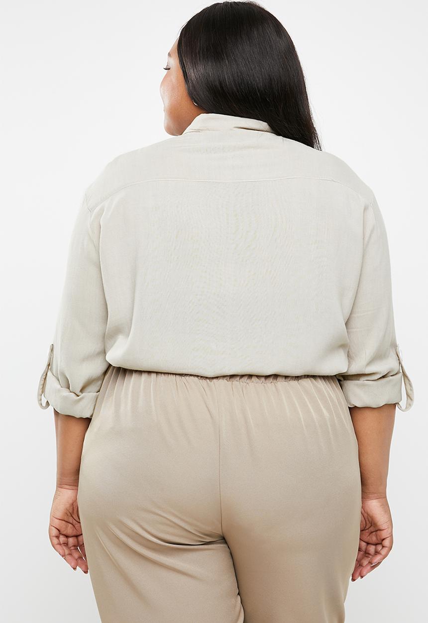 STYLE REPUBLIC PLUS - Utility style shirt - beige 