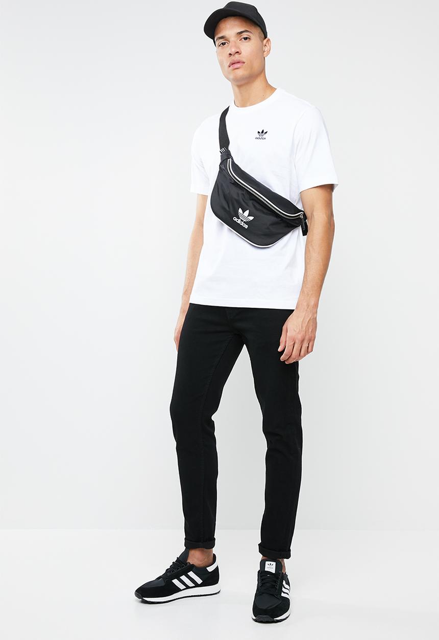 adidas Originals - Essential short sleeve crew tee - white & black