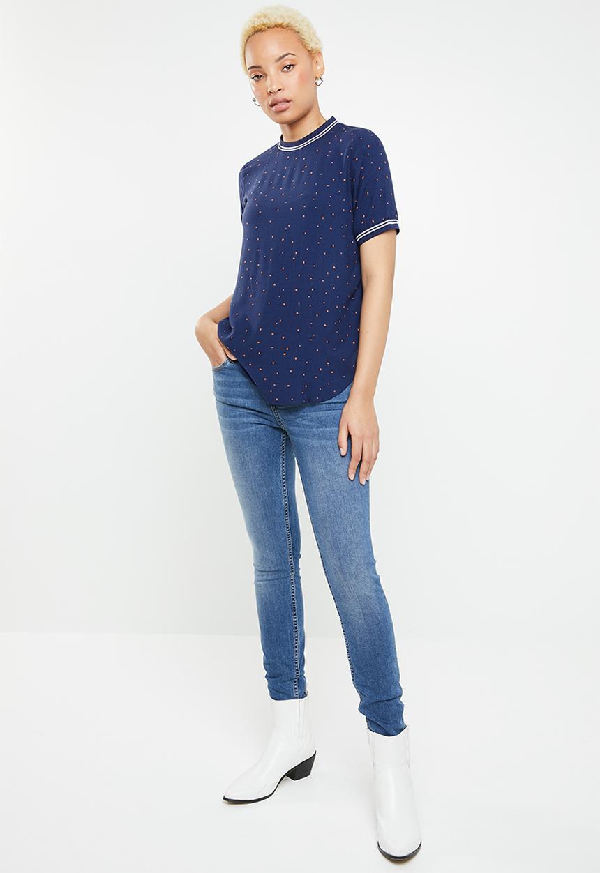 ONLY - Tina short sleeve printed lurex top - blue