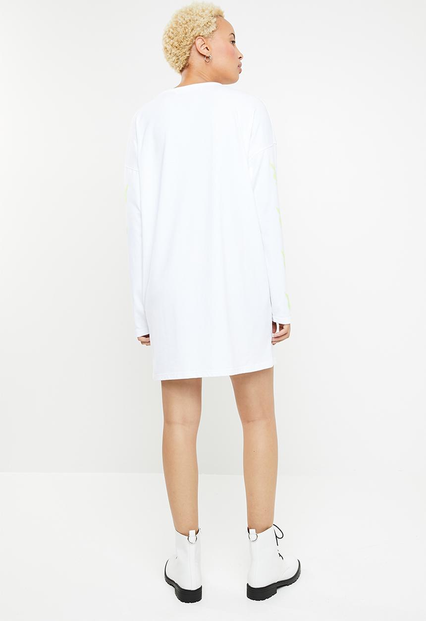 Missguided - Playboy magazine print long sleeve shirt dress - white