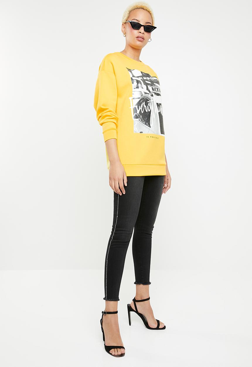 ONLY - Star long round neck sweat top - yellow