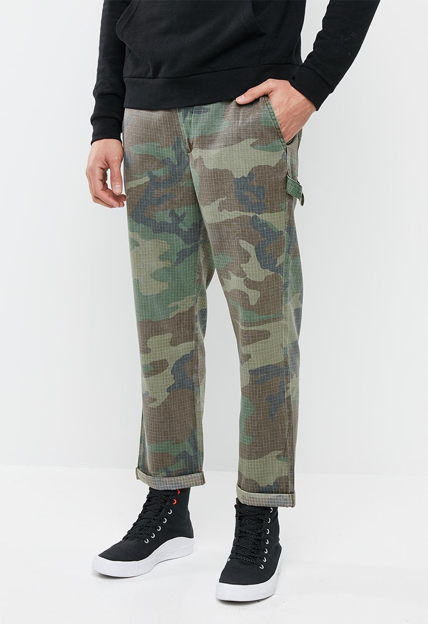 Mennace - Camo print trousers - green
