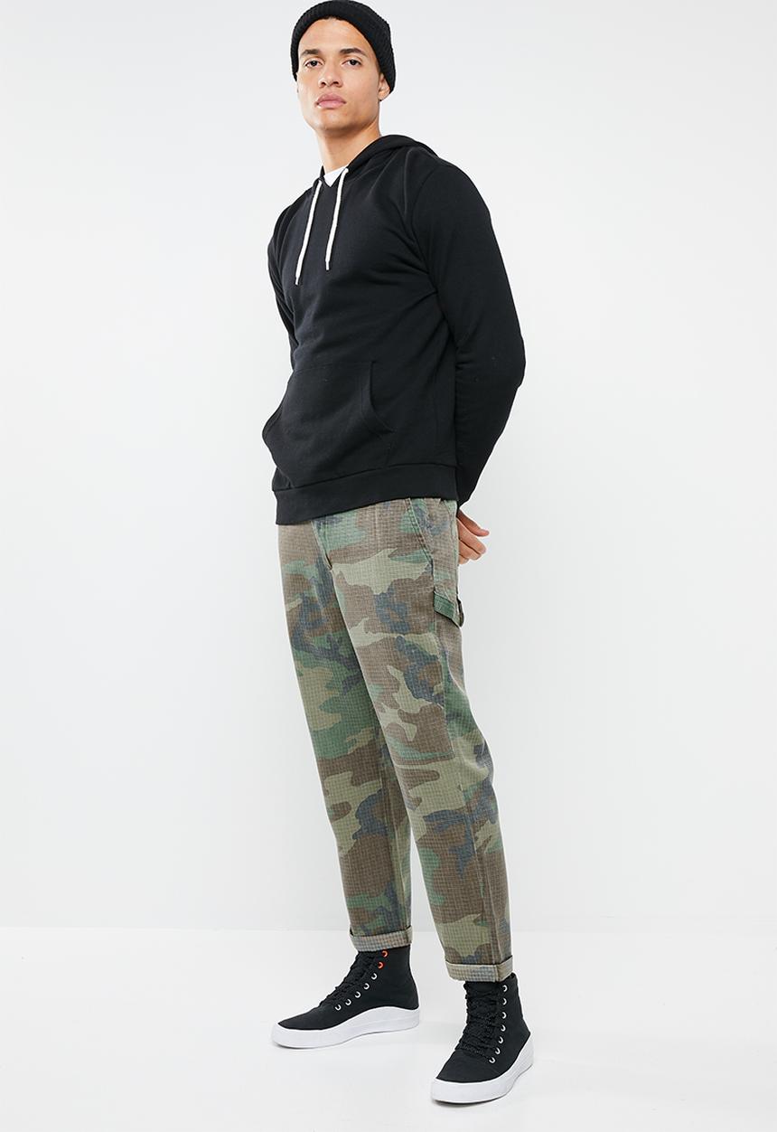 Mennace - Camo print trousers - green