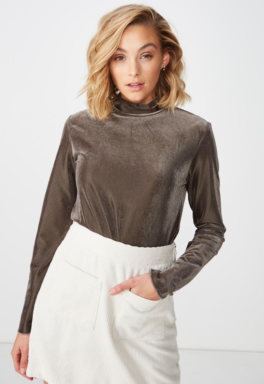 Cotton On - Maeve velvet high neck top  - brown