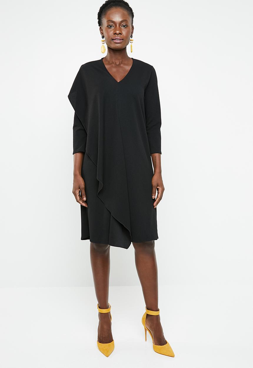 edit - 3/4 Dress with front frill - black