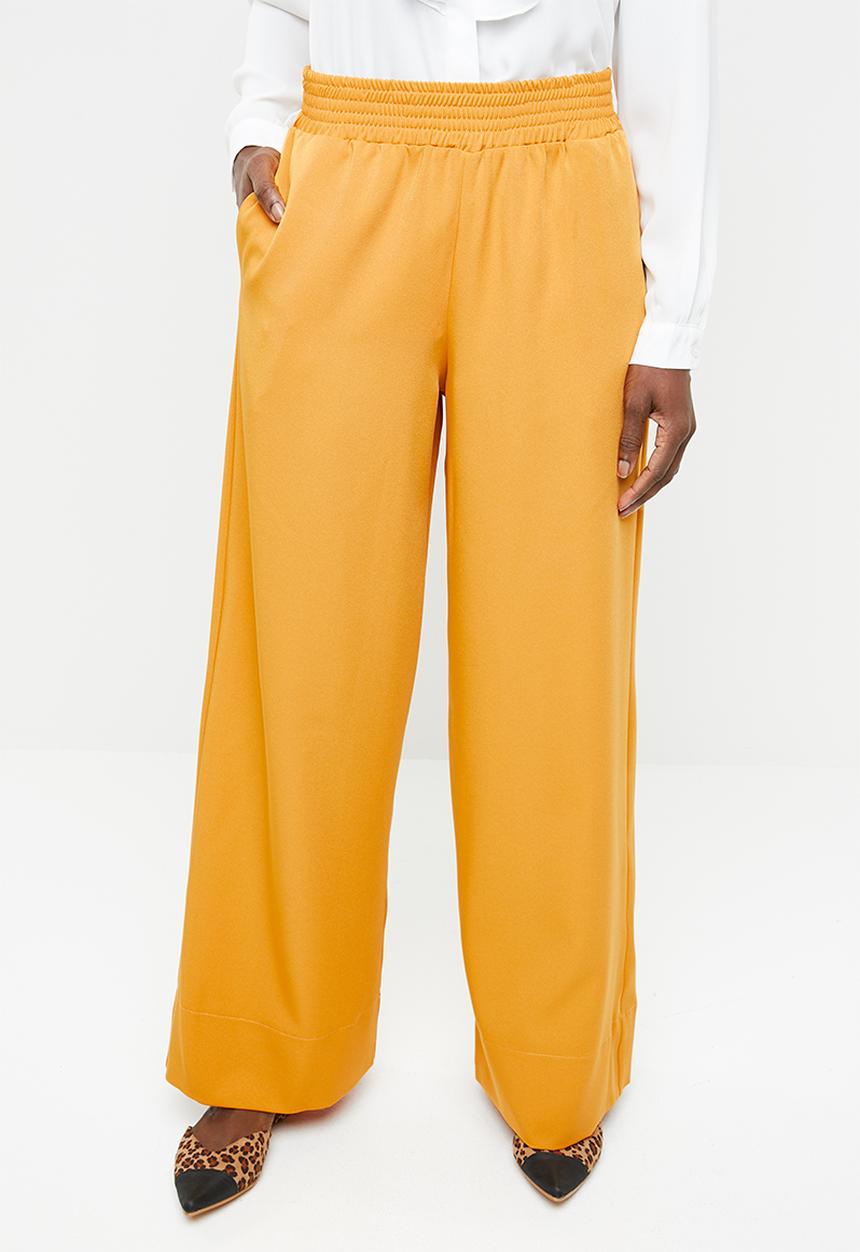edit - Classic wide leg pants - yellow