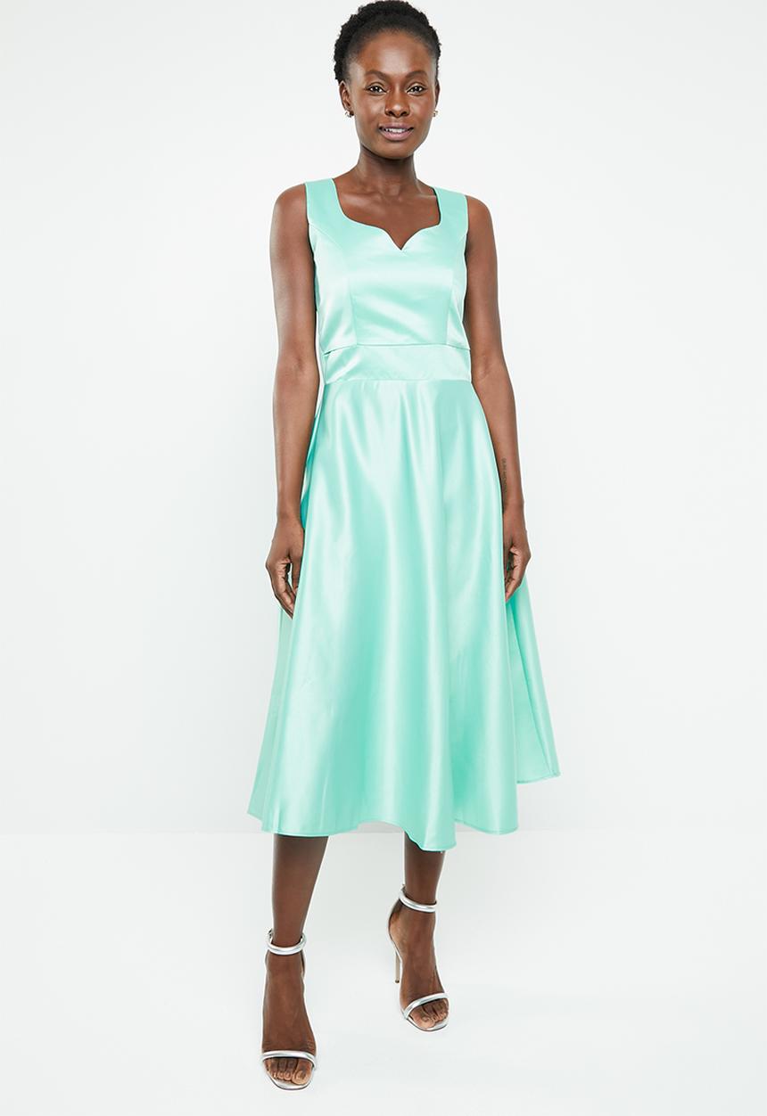 edit - Sleeveless fit and flare dress - green