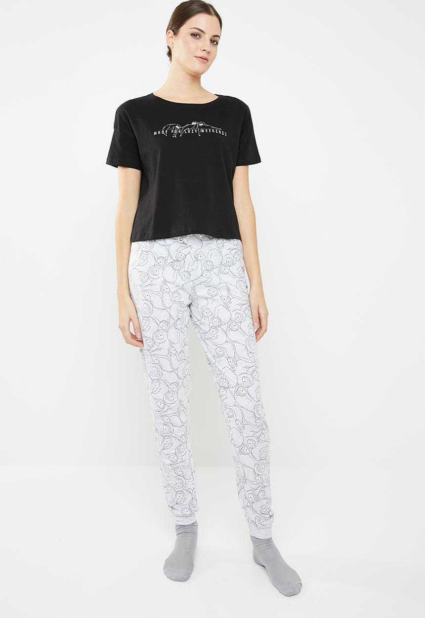 New Look - Lazy sloth jogger pyjama set - multi