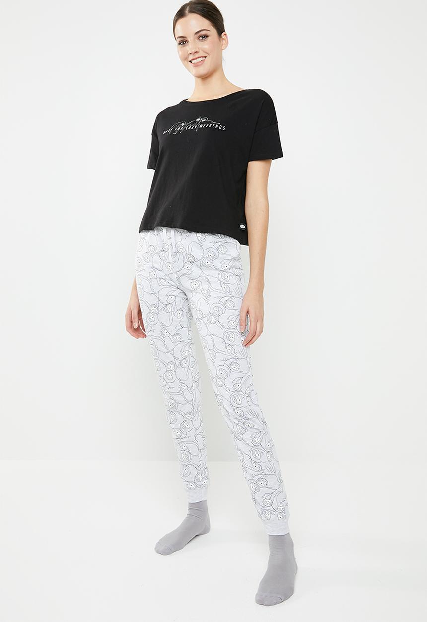 New Look - Lazy sloth jogger pyjama set - multi