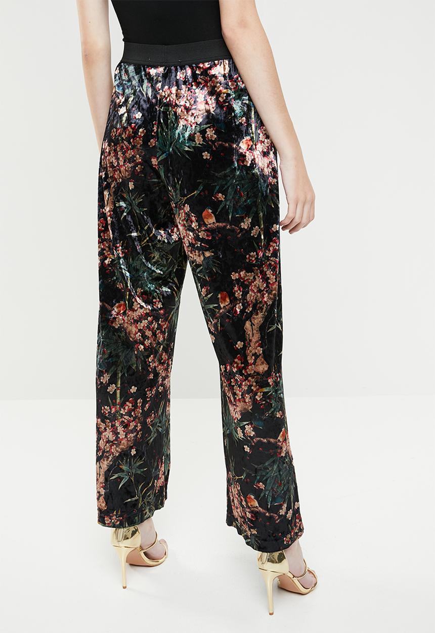 ONLY - Alex wide printed velvet pants - black