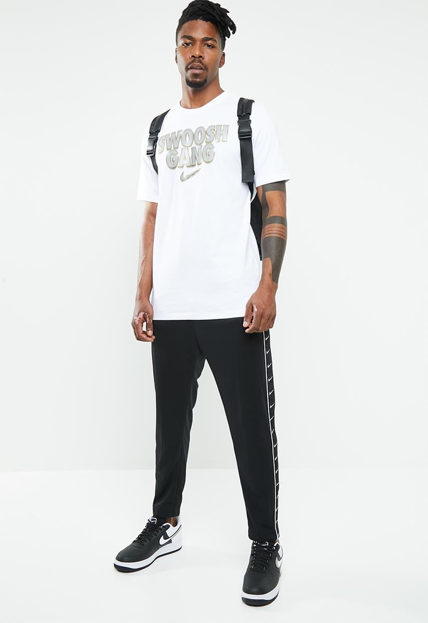 Nike - Nike seasonal statement T-shirt - white
