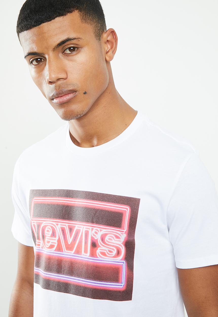 Levi’s® - Graphic set in neck 2 hm photo 2 - white