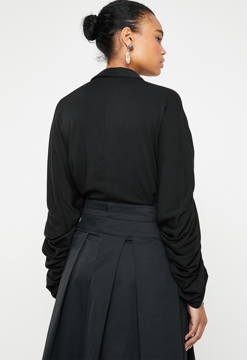 AMANDA LAIRD CHERRY - Khothatso volume sleeve shirt - black