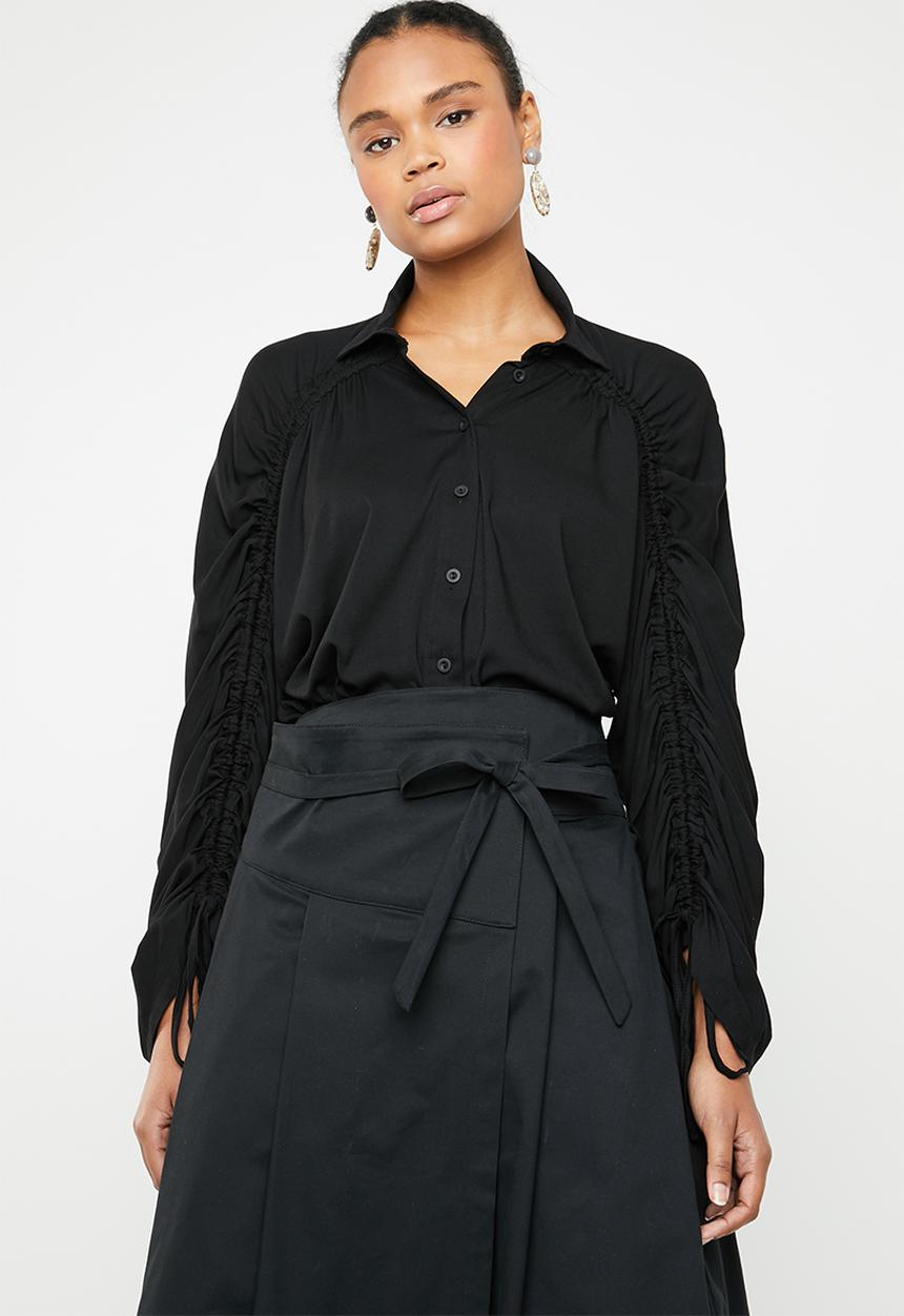 AMANDA LAIRD CHERRY - Khothatso volume sleeve shirt - black