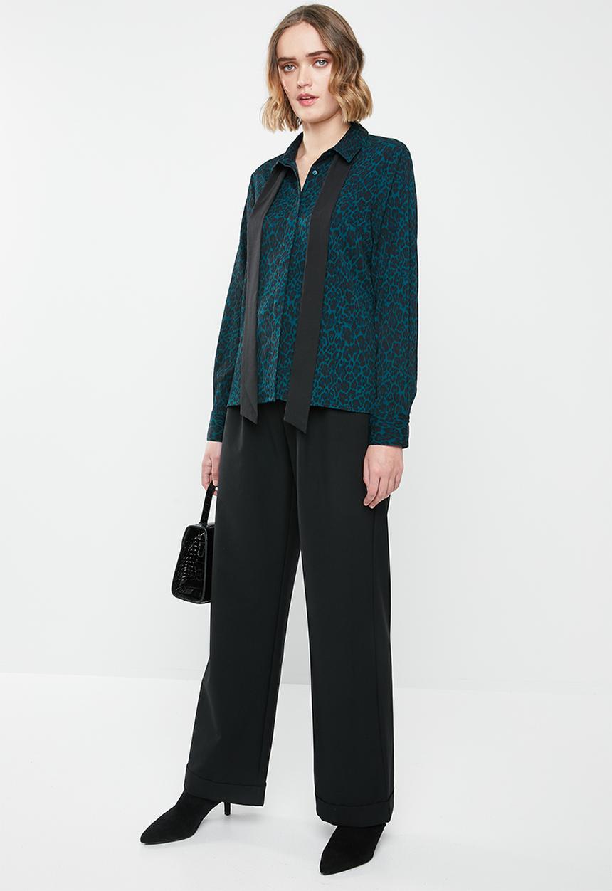 Vero Moda - Katrine bow shirt - black & blue