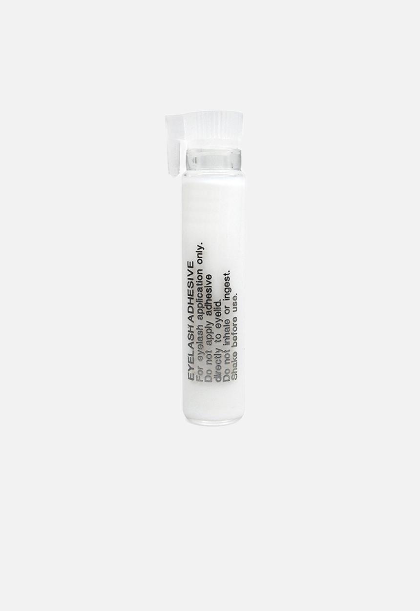 W7 Cosmetics - Get Real Lashes - HL04