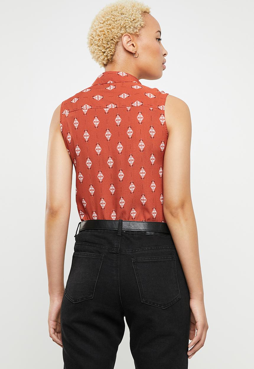 c(inch) - Basic sleeveless shirt - rust